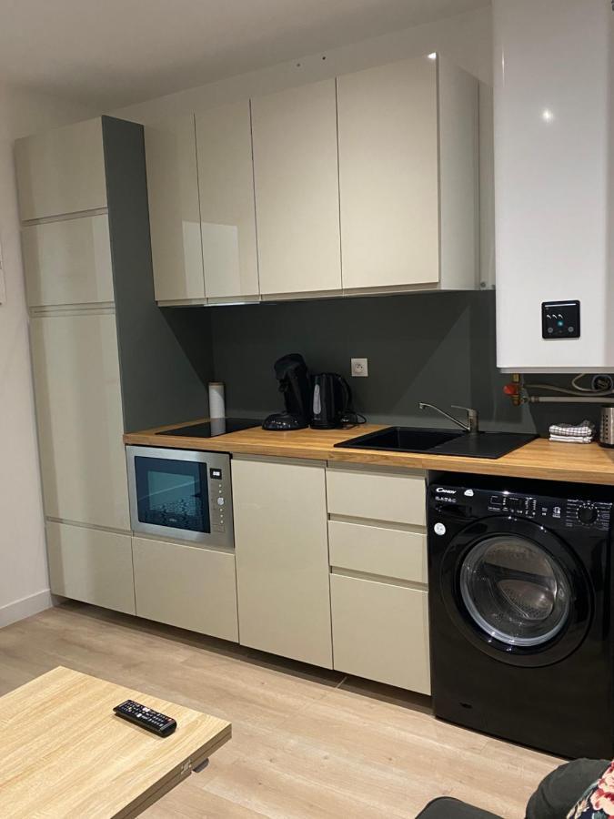 Studio 25M2 Avec Parking Prive - Lycee Roosevelt - Arena - Gare Реймс Екстер'єр фото